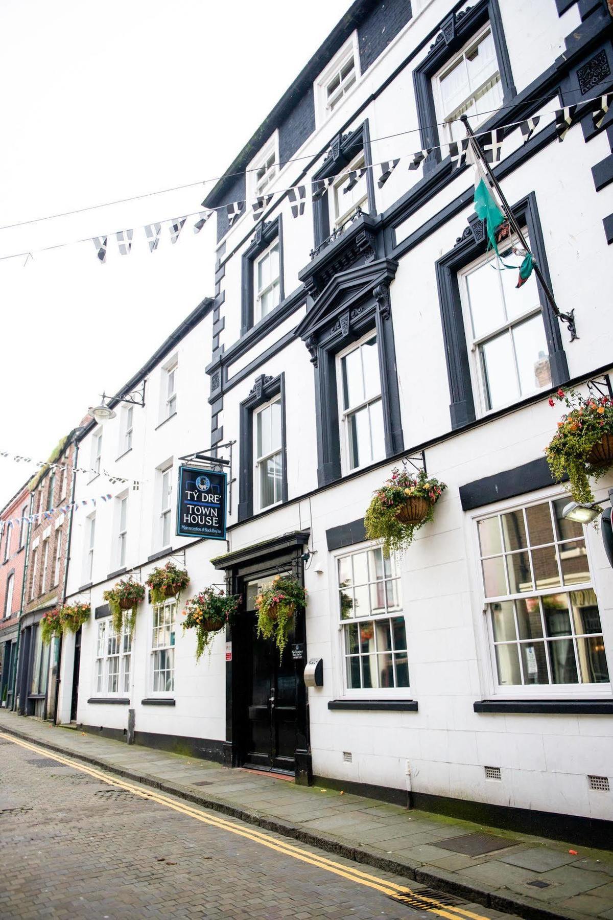 Hotel Ty Dre Town House Caernarfon Exterior foto
